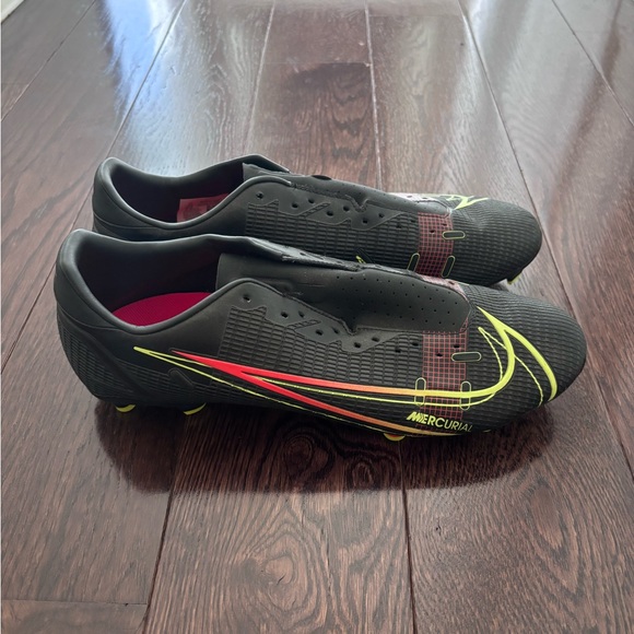 size 12 nike cleats - Picture 3 of 4